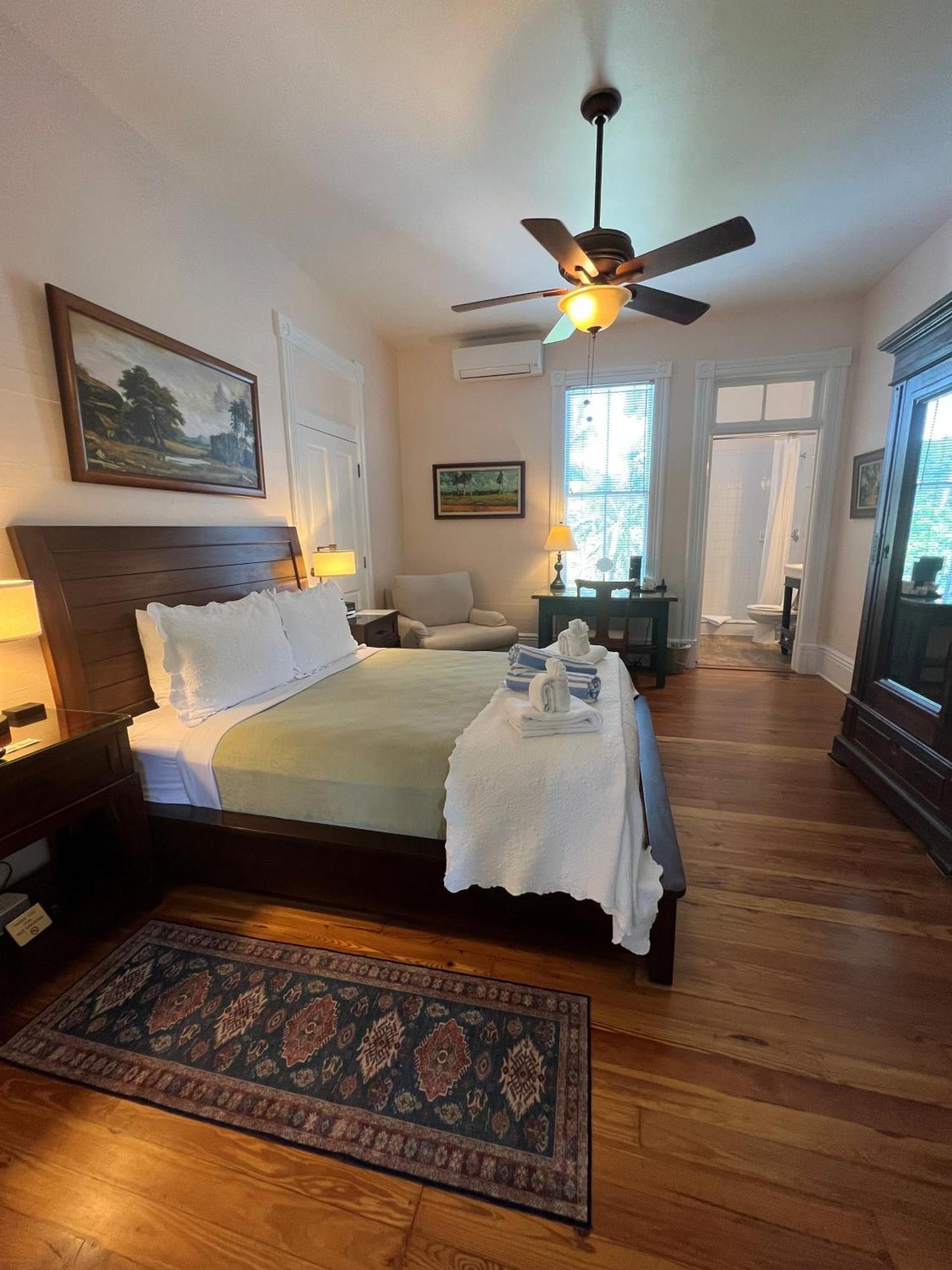 קי וסט The Conch House Heritage Inn מראה חיצוני תמונה